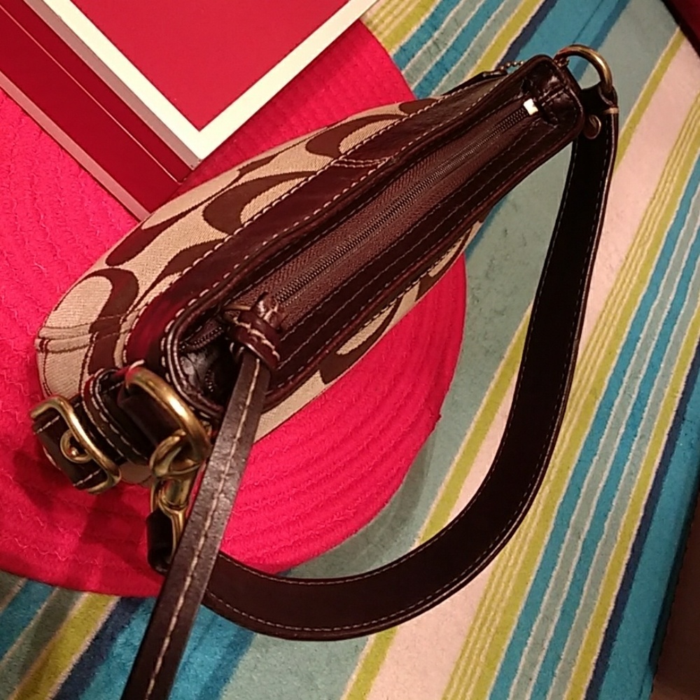 Authentic Coach mini bag - Picture 6 of 8